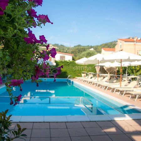 Residence Holidays Pietra Ligure Dış mekan fotoğraf