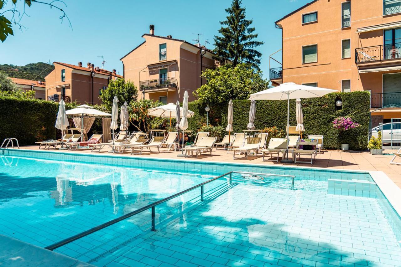 Residence Holidays Pietra Ligure Dış mekan fotoğraf
