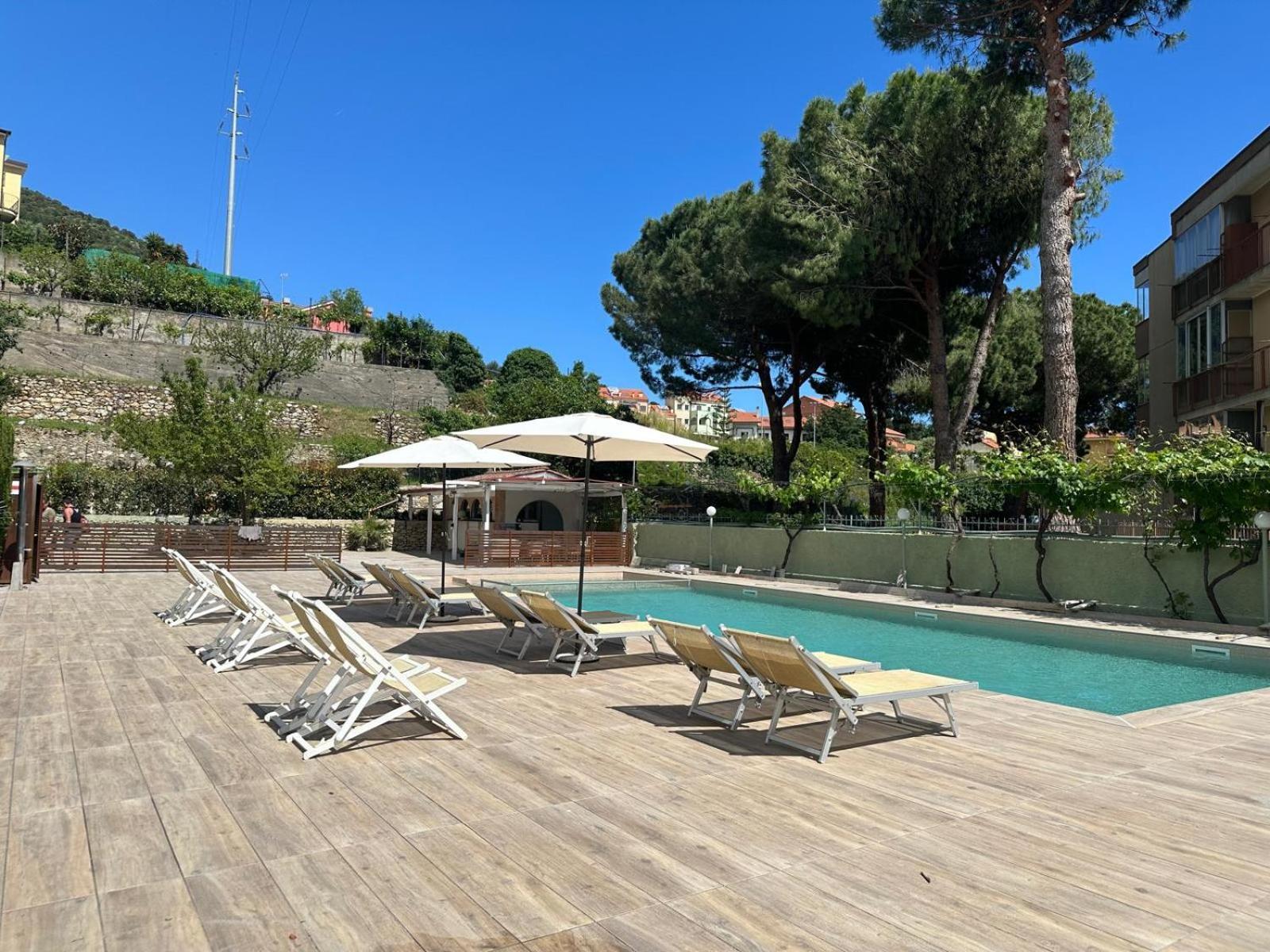 Residence Holidays Pietra Ligure Dış mekan fotoğraf